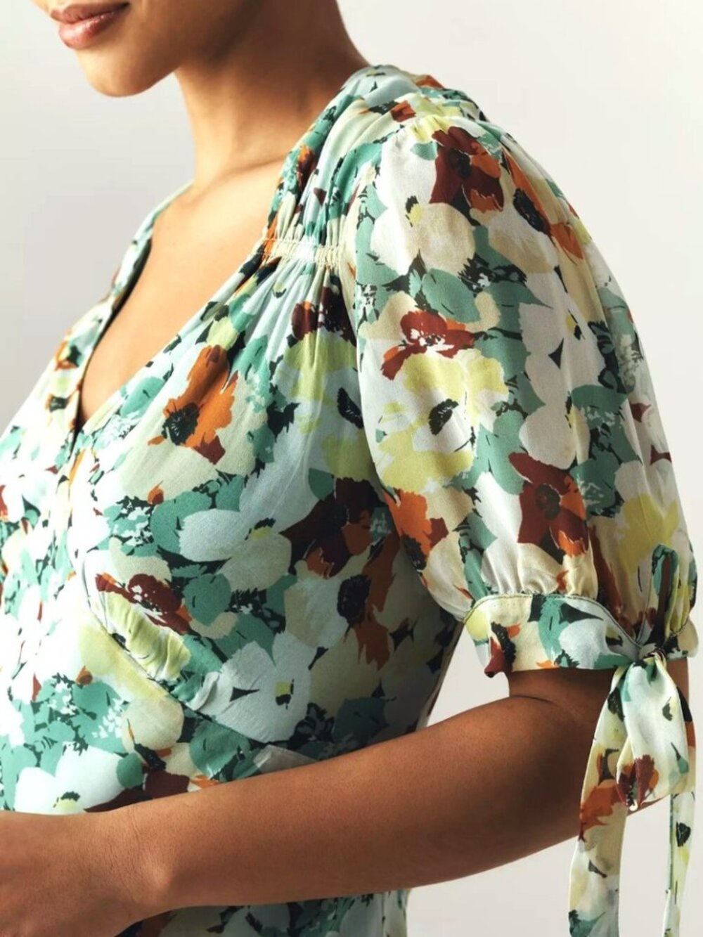 By Anthropologie Floral Short-Sleeve V-Neck Slip Midi Dress — Size M